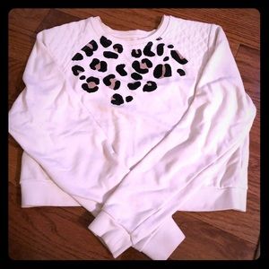 FINAL💯La hearts cheetah print sweater